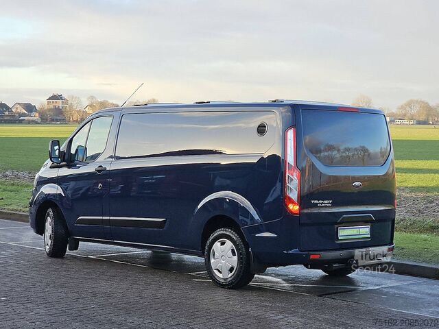 High-roof van FORD TRANSIT CUSTOM 2.0 L2H1 Navi Trekhaak!