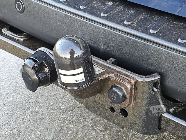 High-roof van FORD TRANSIT CUSTOM 2.0 L2H1 Navi Trekhaak!