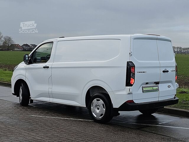 High-roof van FORD TRANSIT CUSTOM 2.0 L1H1 Navi Euro6 AC!