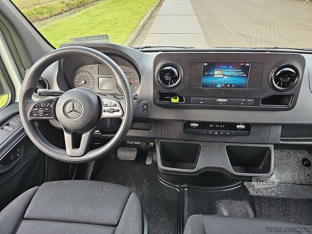 High-roof van MERCEDES-BENZ SPRINTER 317 L3H2 Maxi Automaat!