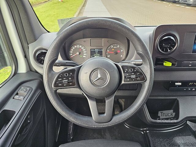 High-roof van MERCEDES-BENZ SPRINTER 317 L3H2 Maxi Automaat!