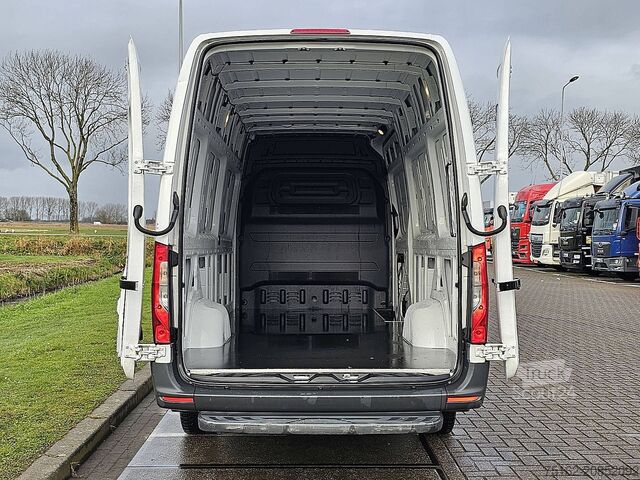 High-roof van MERCEDES-BENZ SPRINTER 317 L3H2 Maxi Automaat!