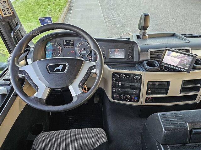 Portal arm system MAN 26.420 TGS MEILLER AK 16 NT