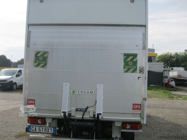 Van with tail lift Citroen Jumper