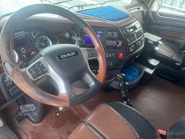 Standard-SZM DAF XF 530 Handgeschakeld Retarder Euro 6 D motor