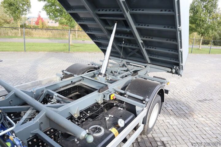 Tovornjak z žerjavom FUSO Canter 7C18 | 4X2 | 3-WAY TIPPER | PM 6.5 KRAN ...