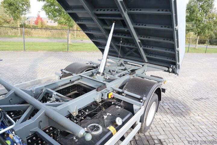 Tipper FUSO Canter 7C18 | 4X2 | 3-WAY TIPPER | PM 6.5 KRAN ...