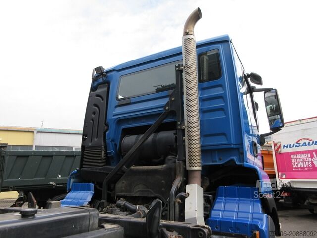 Camión volquete trilateral man TGS 18.480 4x4 BB AHK, Anbauplatte