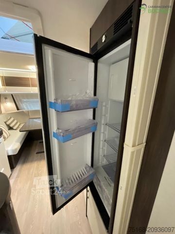 Lakókocsi HOBBY Prestige 720 KWFU Modell 2026