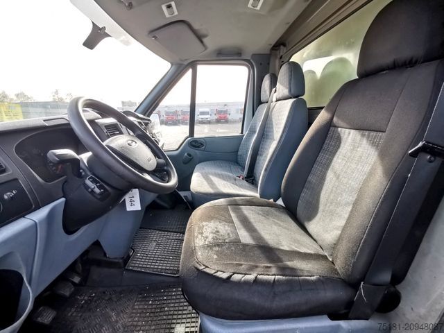 Furgone chiuso FORD Transit 2.4 KOFFER 9 PAL/ KLOPFENDER MOTOR!