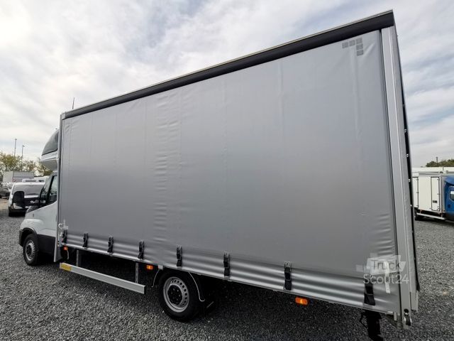 Plachtová dodávka IVECO Daily 35S18 PRITSCHE 10PAL/ LUFT/ NEU/ 2025