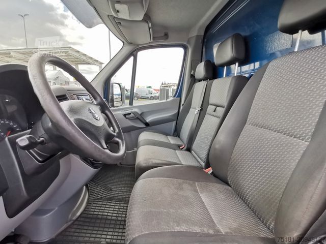 Хладилен ван VOLKSWAGEN Crafter 2.0TDI/120KW KÜHLKOFFER/ LUFT