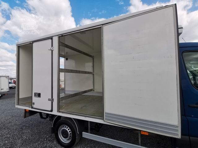 Хладилен ван VOLKSWAGEN Crafter 2.0TDI/120KW KÜHLKOFFER/ LUFT