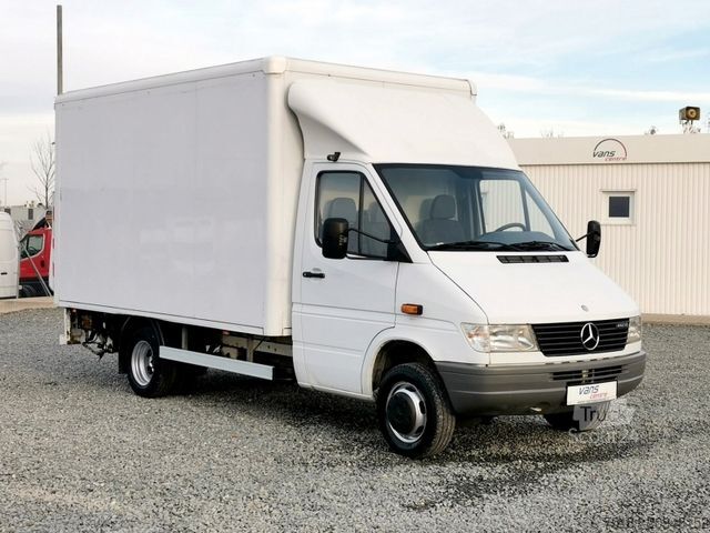 Skříňová dodávka MERCEDES-BENZ 412D KOFFER 3,7M/ LBW/ BIS 3,5T