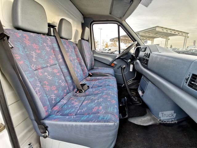 Skříňová dodávka MERCEDES-BENZ 412D KOFFER 3,7M/ LBW/ BIS 3,5T