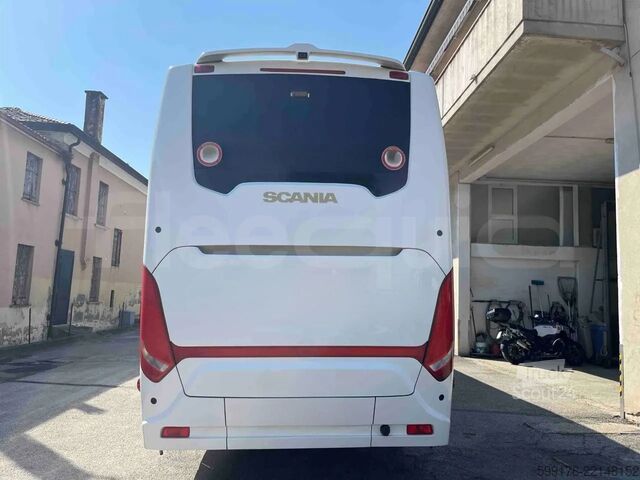 حافلة سياحية SCANIA Touring HD