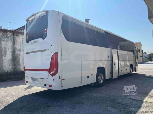 حافلة سياحية SCANIA Touring HD