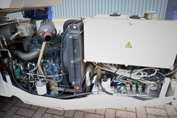 Plate-forme de travail télescopique articulée Falcon FS330Z As-Is, Bi-Energy, Diesel - Battery, 33m Wor