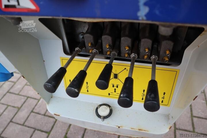 Plate-forme de travail télescopique articulée Falcon FS330Z As-Is, Bi-Energy, Diesel - Battery, 33m Wor