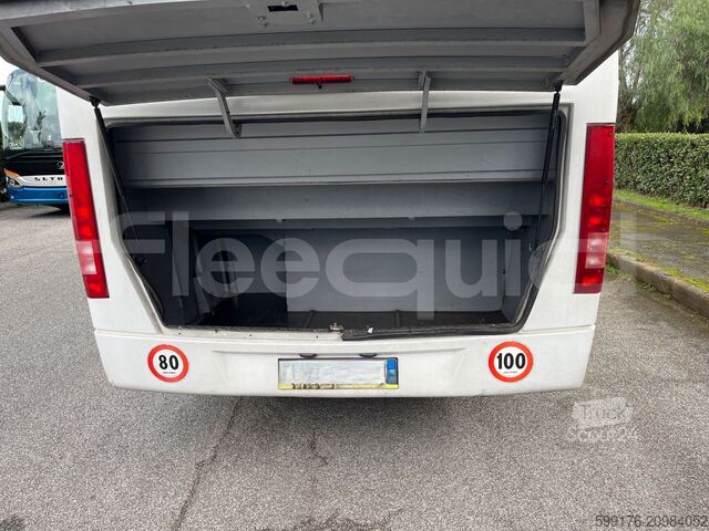 Bus intercité Mercedes-Benz Vario