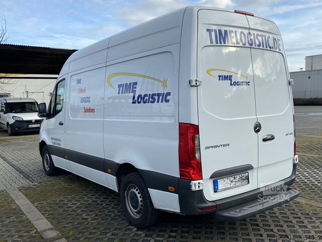 Fourgon surélevé Mercedes-Benz Sprinter 317