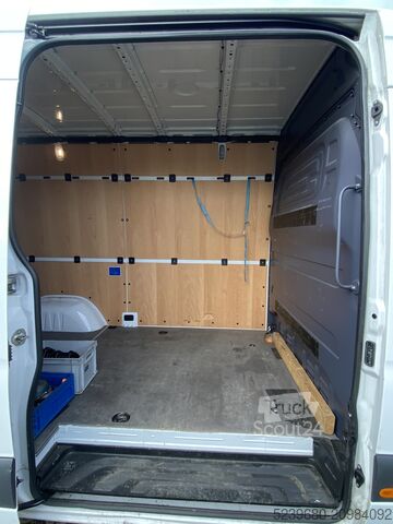 Fourgon surélevé Mercedes-Benz Sprinter 317