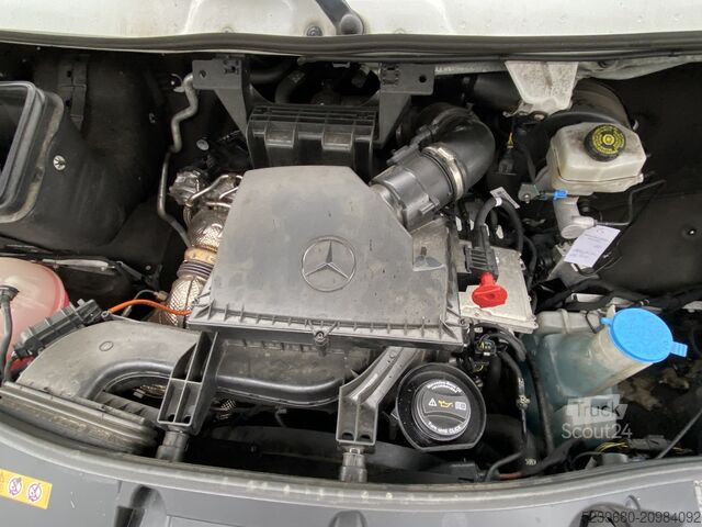 Fourgon surélevé Mercedes-Benz Sprinter 317