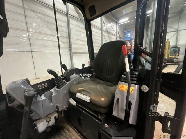 Mini ekskavatorius Kubota U 27-4