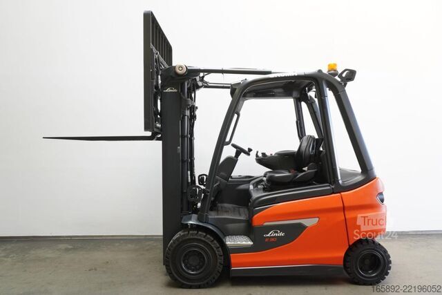 رافعة شوكية Linde E 30 1252