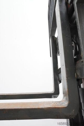 رافعة شوكية تلسكوبية Linde R 16 G 1120