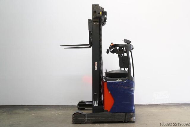 رافعة شوكية تلسكوبية Linde R 14 HD 1120