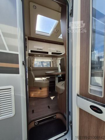 Camping-car intégral CARTHAGO chic e-line I 50 *Top Zustand*