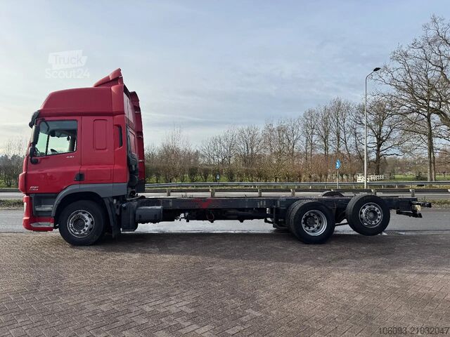 Podvozok s kabínou DAF CF 440 6 x 2 Naloopas - stuuras