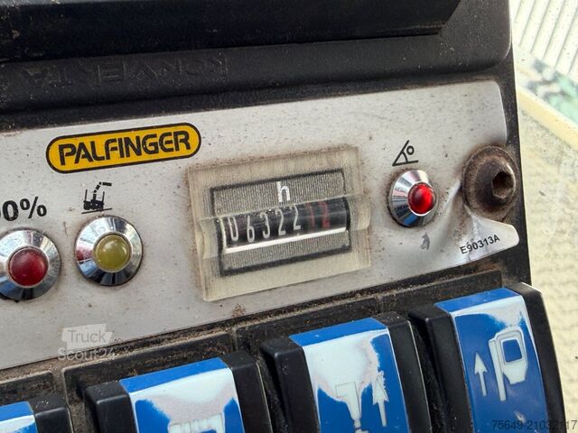 Houttransportwagen Mercedes-Benz Arocs 2648 6x4 Arocs 2648 6x4 mit Heckkran Epsilon M12Z83, Krankabine