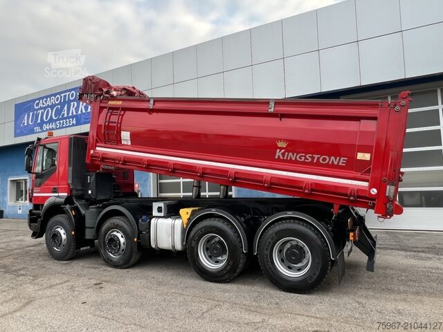Driezijdige kipper Iveco Trakker 500
