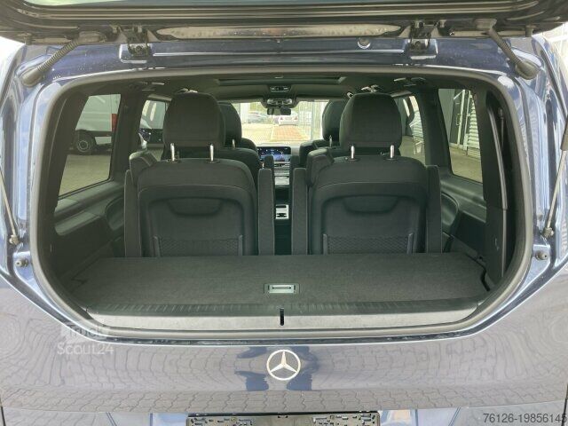 Minibus Mercedes-Benz V 300 d 4M STYLE L AMG AIRMATIC+PANOD+STANDH+AHZ