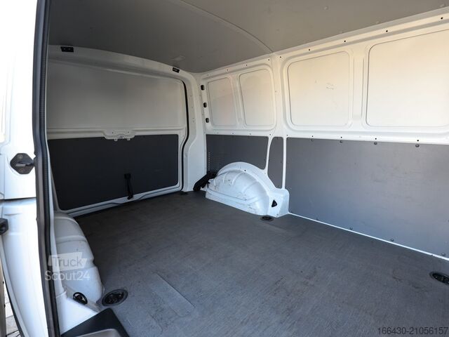 Panelová dodávka VW T6.1 Kasten 2,0 TDI AHK KLIMA PDC