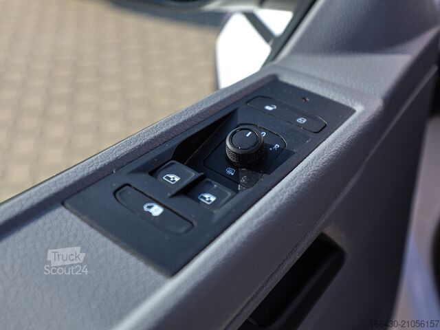 Panelová dodávka VW T6.1 Kasten 2,0 TDI AHK KLIMA PDC