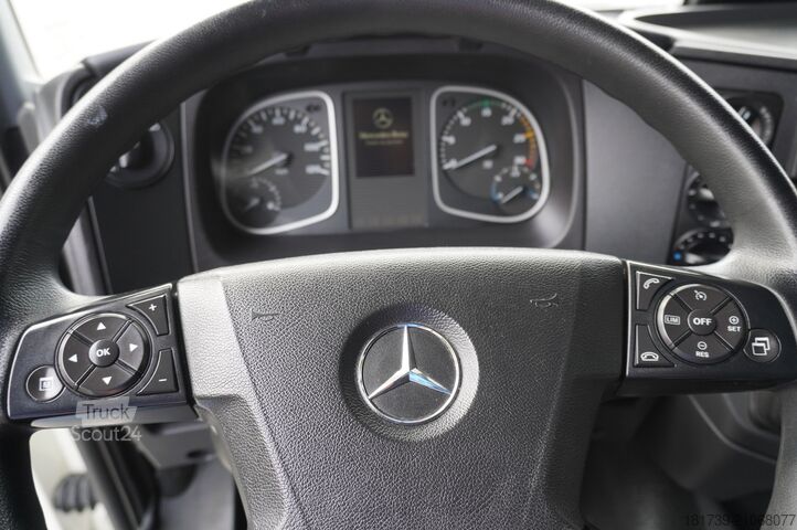 Frigorifik kamyon Mercedes-Benz Atego 1530 E6 Lamberet refrigerated truc