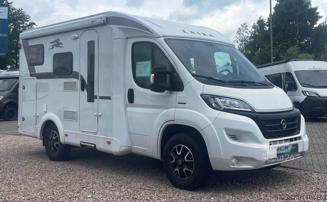 Half-integraal camper LAIKA Kosmo Compact 5 Verfüg./SAT/TV/AHK/NAVI
