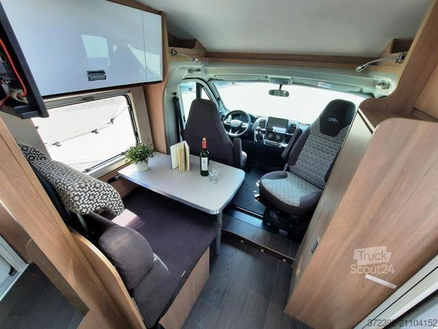 Half-integraal camper LAIKA Kosmo Compact 5 Verfüg./SAT/TV/AHK/NAVI