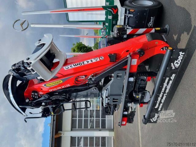 Transportador de madeira Iveco X-WAY AS300X57ZP ON+ 6x4 Palfinger Epsilon M12 Z