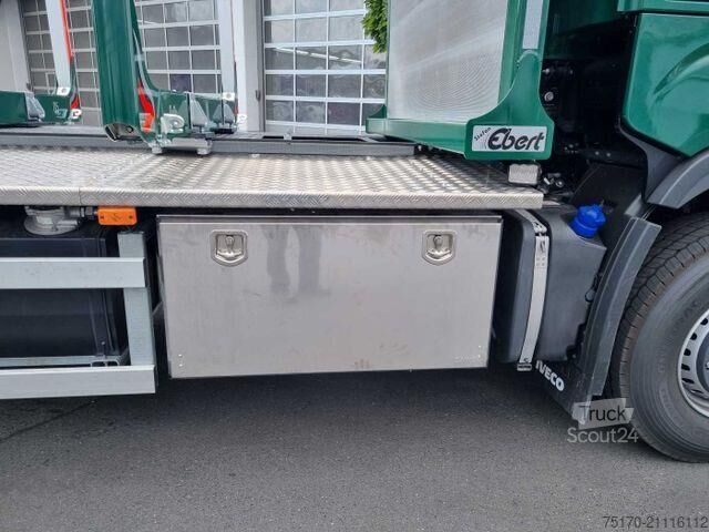 Transportador de madeira Iveco X-WAY AS300X57ZP ON+ 6x4 Palfinger Epsilon M12 Z