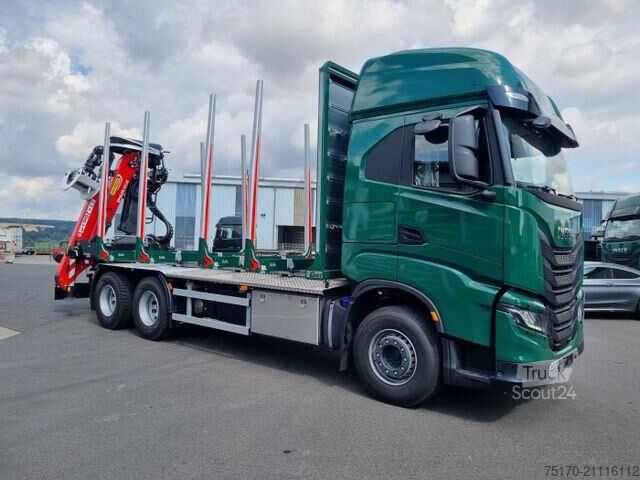 Transportador de madeira Iveco X-WAY AS300X57ZP ON+ 6x4 Palfinger Epsilon M12 Z
