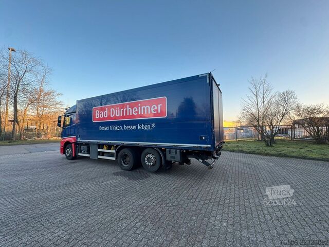 Vrachtwagen met bakwagen MERCEDES-BENZ Actros 2545 6x2 Getränkewagen