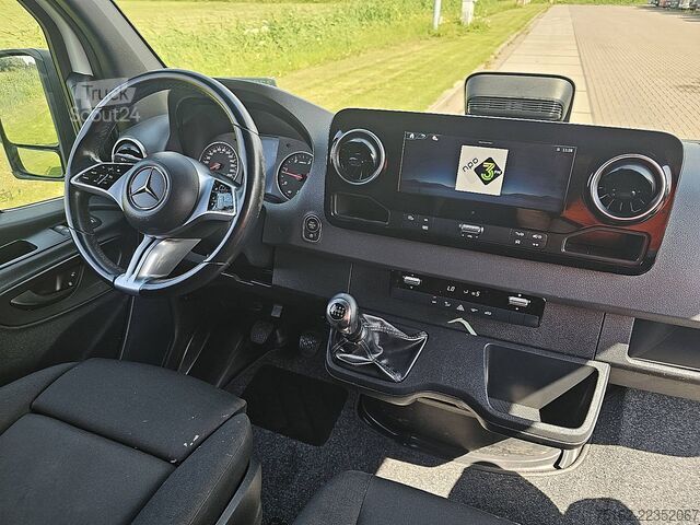 عربة ستيشن واغن ذات سقف مرتفع MERCEDES-BENZ SPRINTER 315 L2H2 LED RWD Mbux!