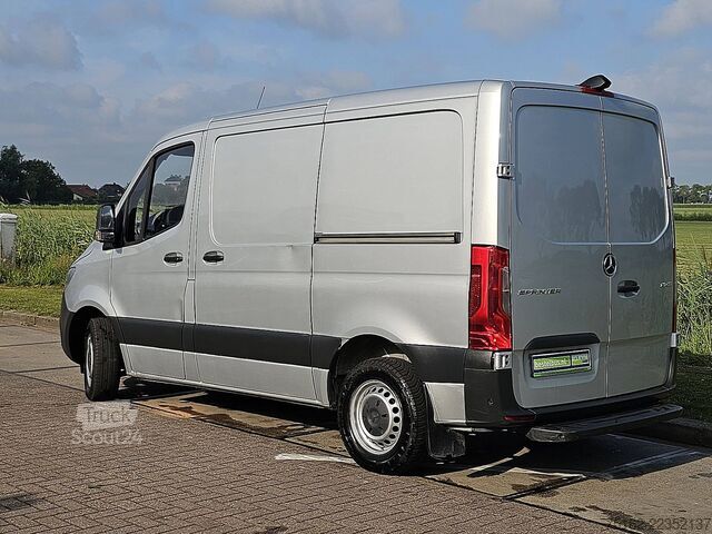 Camioneta familiar de techo alto MERCEDES-BENZ SPRINTER 311 L1H1 2xZijdeur Mbiux
