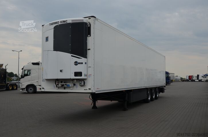 Semirremolque con caja aislada Schmitz Cargobull CHŁODNIA / THERMO KING 2231 mth/KOSZ PAL/DOPPELSTOCK/DE/9445