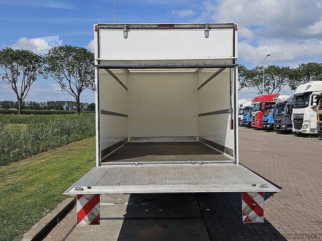 Resväska IVECO DAILY 35C16 Bakwagen Laadklep