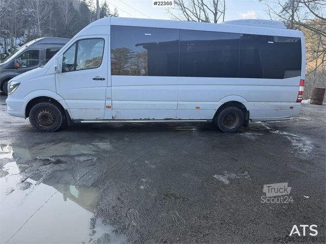  Mercedes-Benz Sprinter Comfort Tour Lux minibus with seating for